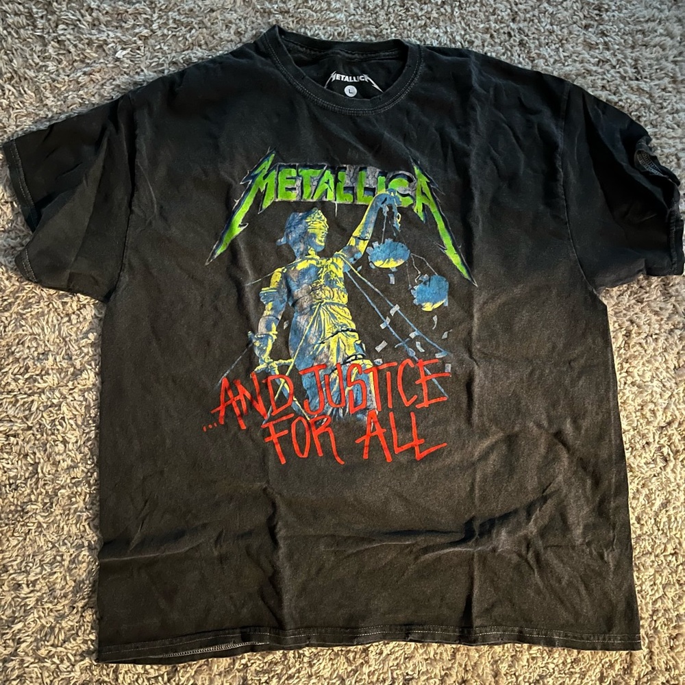 urban outfitters graphic tee